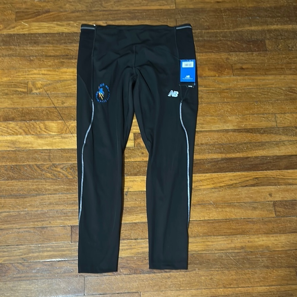 New Balance Black Performance Leggings, NYC Marathon, Large, READ!!